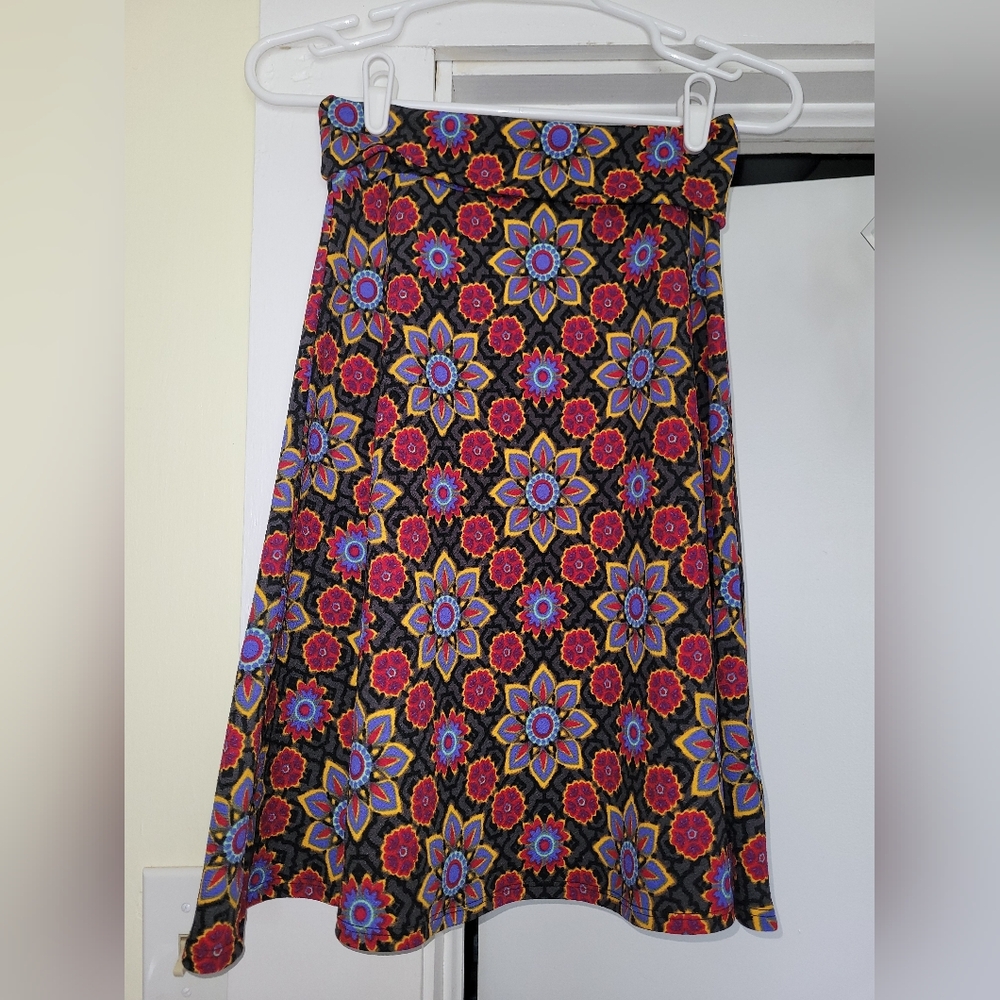 LuLaRoe Black A-Line Skirt with Vibrant Floral Medallion Print. Swing Skirt